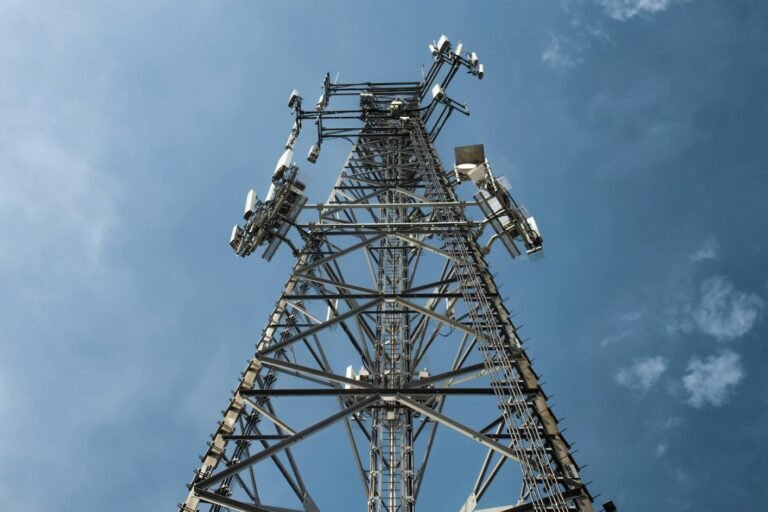 South African Prisons to Roll Out Cellphone Signal Blocking Technology